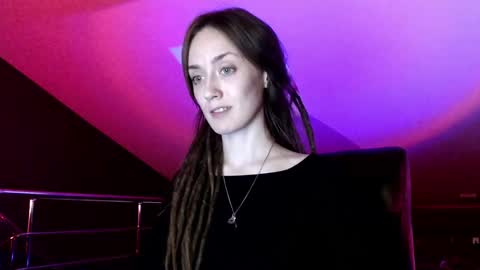 Dalia  online show from January 17, 1:13 pm