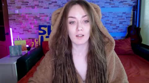 Snapshot of dalia_peach chatting on April 26, 10:35 am Dalia online show from April 26, 10:35 am