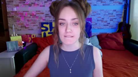 Snapshot of dalia_peach chatting on April 30, 10:43 am Dalia online show from April 30, 10:43 am