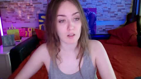 Snapshot of dalia_peach chatting on May 9, 10:31 am Dalia online show from May 9, 10:31 am