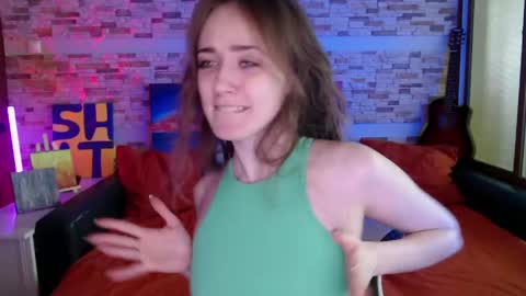 Snapshot of dalia_peach chatting on May 21, 10:33 am Dalia online show from May 21, 10:33 am