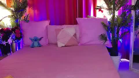 DalidaSelena online show from March 5, 9:49 am