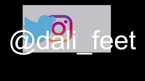 Snapshot of dalila_oficials chatting on April 19, 12:15 pm online show from April 19, 12:15 pm