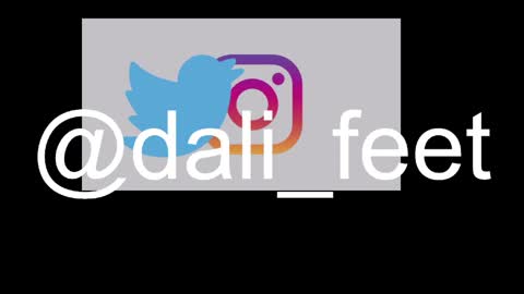 Snapshot of dalila_oficials chatting on April 25, 11:13 am online show from April 25, 11:13 am