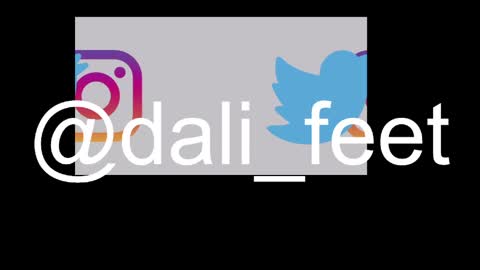 Snapshot of dalila_oficials chatting on April 27, 11:30 am online show from April 27, 11:30 am