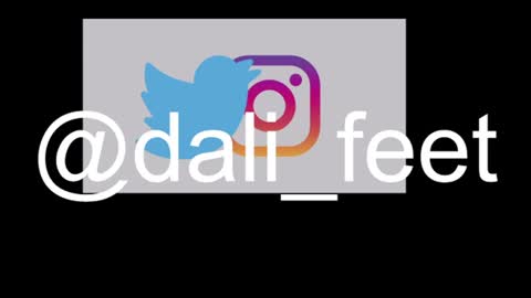 Snapshot of dalila_oficials chatting on June 15, 10:50 am online show from June 15, 10:50 am