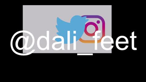 Snapshot of dalila_oficials chatting on July 8, 8:41 am online show from July 8, 8:41 am