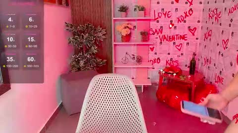 Dalila  online show from February 14, 6:29 pm