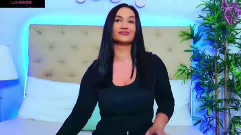 Snapshot of daliyaa_ chatting on October 2, 12:01 pm daliyaa_ online show from October 2, 12:01 pm