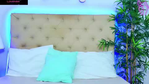 Snapshot of daliyaa_ chatting on October 4, 12:58 pm daliyaa_ online show from October 4, 12:58 pm