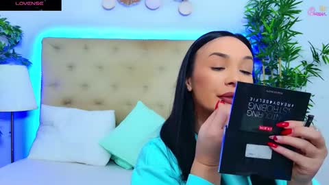 daliyaa_ online show from January 12, 1:05 pm