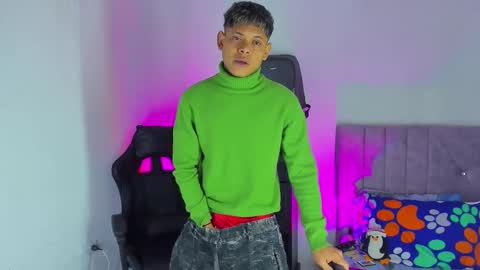 damar_felipe online show from March 10, 8:41 am