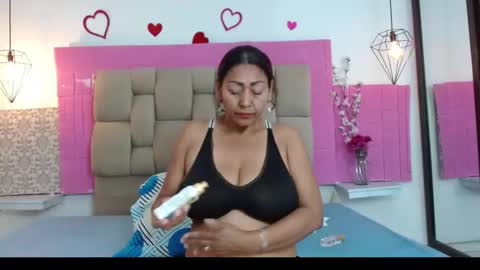 damaryleon online show from December 15, 7:07 pm