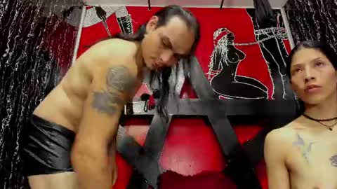 damian_and_tiana online show from July 15, 5:34 am