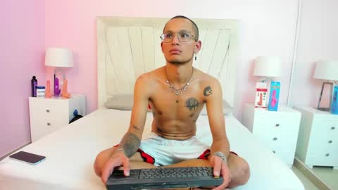 Damian Garcia online show from May 24, 6:40 am