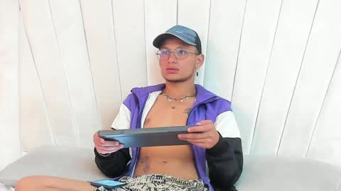Damian Garcia online show from May 26, 6:04 pm