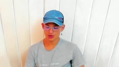 Damian Garcia online show from May 29, 8:01 am