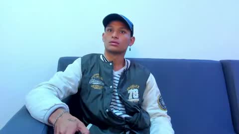 Snapshot of damian_garciaah chatting on May 31, 12:23 pm Damian Garcia online show from May 31, 12:23 pm