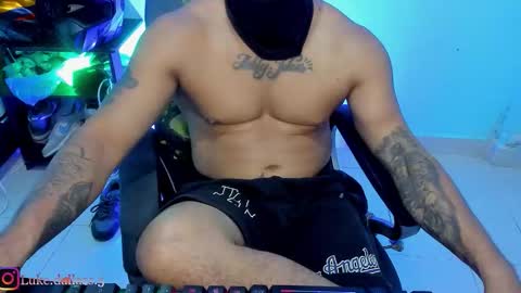 Snapshot of damian_torner chatting on March 21, 8:56 pm Damian torner online show from March 21, 8:56 pm