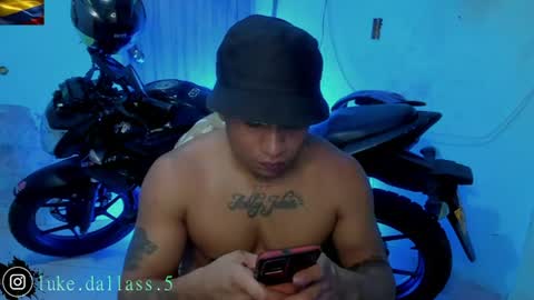 Snapshot of damian_torner chatting on July 31, 9:19 am Damian torner online show from July 31, 9:19 am