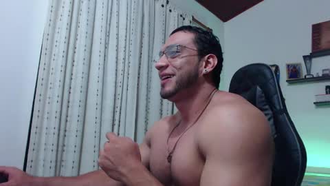 Danny online show from May 22, 8:25 pm