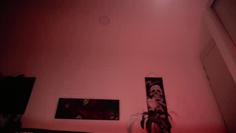 insta damn8   --------  online show from February 28, 11:50 pm