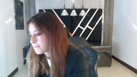 Damia online show from May 17, 1:18 pm