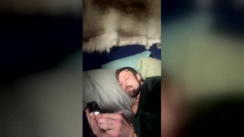 Snapshot of damontsi chatting on February 22, 9:35 pm damontsi online show from February 22, 9:35 pm