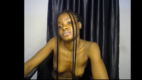 leah online show from October 26, 5:57 am