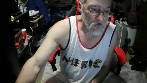 dan137111 online show from May 26, 2:46 pm