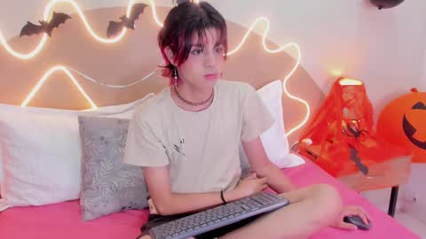 D A N online show from October 29, 2:41 pm