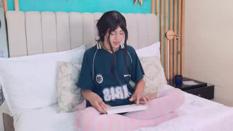 D A N online show from January 15, 8:01 pm