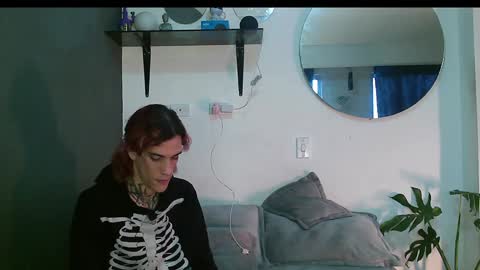 Snapshot of dan_yagami chatting on January 17, 9:17 pm Dan and Noah online show from January 17, 9:17 pm