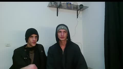 Snapshot of dan_yagami chatting on February 23, 5:45 am Dan and Noah online show from February 23, 5:45 am