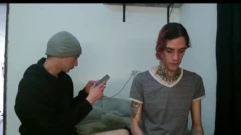 Snapshot of dan_yagami chatting on February 28, 6:41 pm Dan and Noah online show from February 28, 6:41 pm