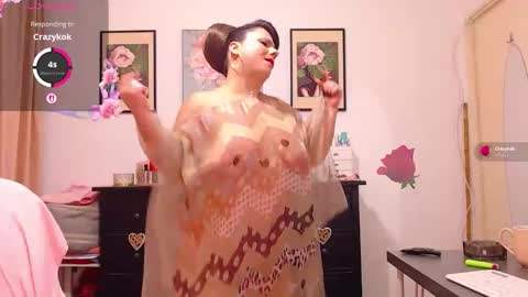 dana online show from November 30, 8:13 pm