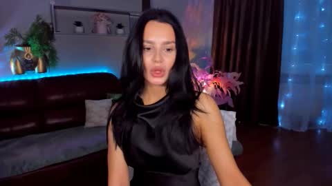 DanaMiers online show from February 6, 4:39 am