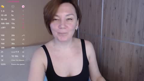 danbie_leen online show from February 25, 11:31 am