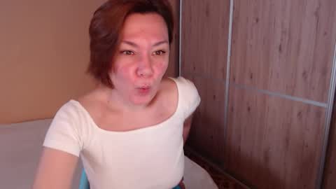 danbie_leen online show from March 12, 10:54 am