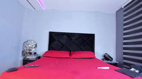 Dancel online show from April 8, 11:10 am