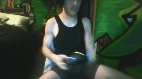 Snapshot of dandan420710 chatting on February 25, 8:46 am dandan420710 online show from February 25, 8:46 am
