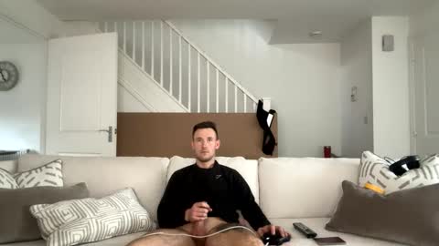 Snapshot of dandg_ chatting on February 6, 4:58 pm dandg_ online show from February 6, 4:58 pm