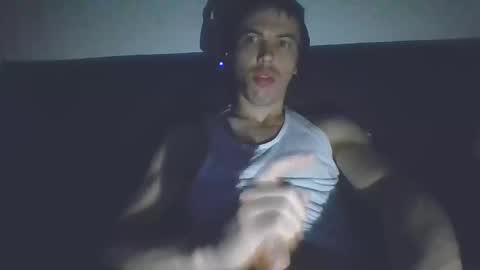 Snapshot of dane950804 chatting on March 9, 6:50 am dane950804 online show from March 9, 6:50 am