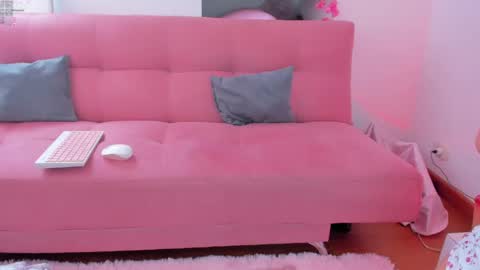 Danesa online show from May 6, 6:57 pm