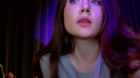 Snapshot of dangerous_softness chatting on May 15, 6:04 pm dangerous_softness online show from May 15, 6:04 pm
