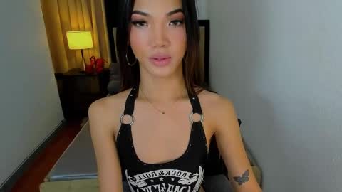 Snapshot of dangerousteph chatting on June 5, 9:53 pm STEPHANIE online show from June 5, 9:53 pm