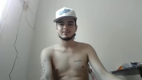 Snapshot of dani_42017 chatting on December 15, 11:55 am dani_42017 online show from December 15, 11:55 am