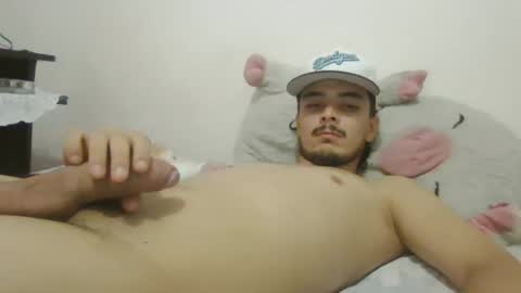 Snapshot of dani_42017 chatting on January 23, 10:22 pm dani_42017 online show from January 23, 10:22 pm