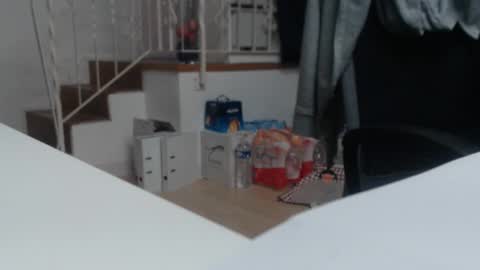 dani_alpina online show from January 14, 10:32 am