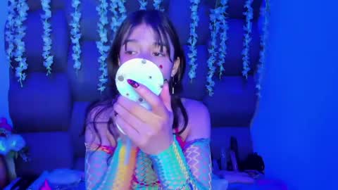 Snapshot of dani_dream chatting on June 25, 4:11 pm dani_dream online show from June 25, 4:11 pm